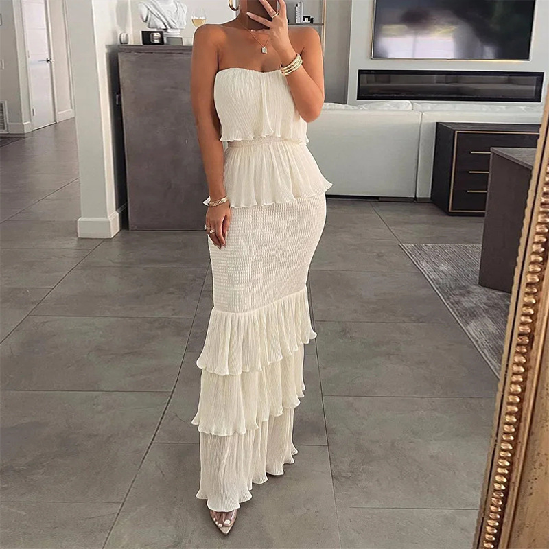 2026 Fashionable and Sexy Women's Clothing: Sleeveless Strapless Dress with Pleated Ruffles and Hem - Summer Style